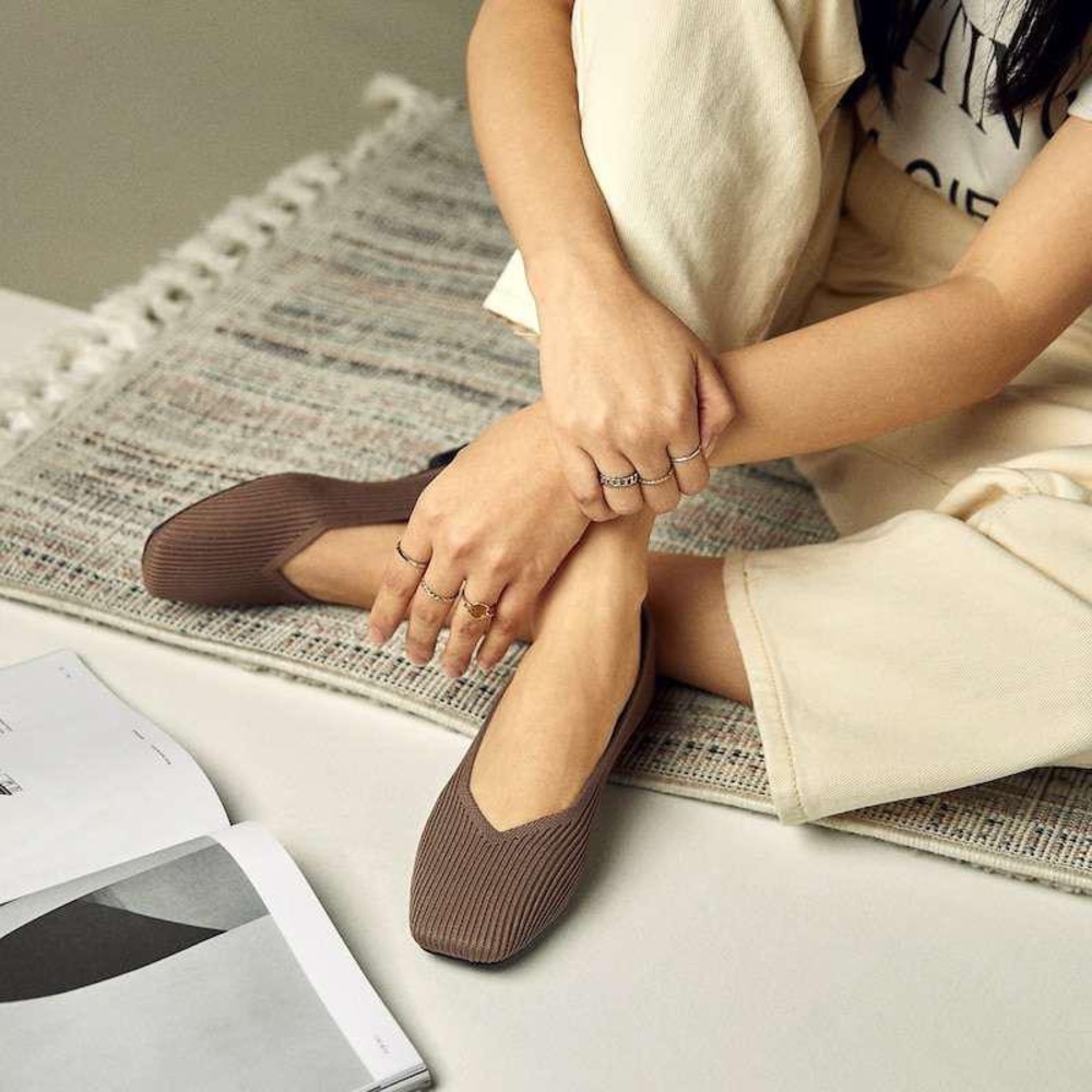 VIVAIA Flats | Womens Square-Toe V-Cut Flats (Margot 2.0) Espresso size 43